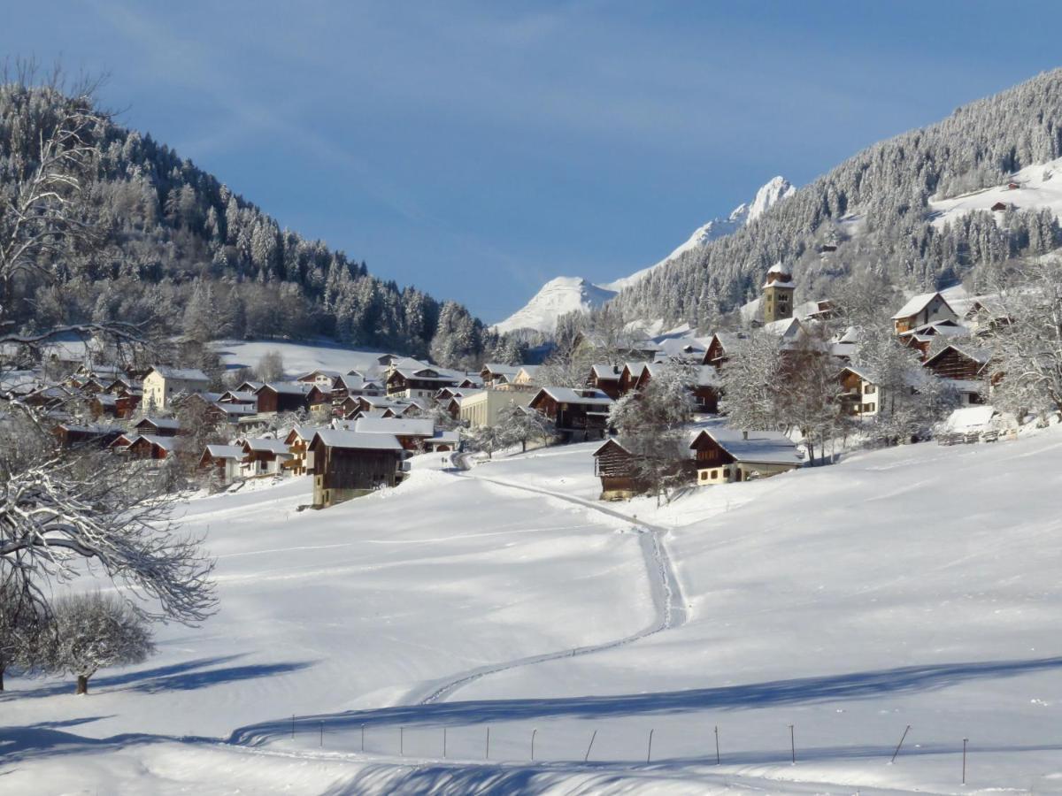 Familien Und Wanderhotel Clarezia Breíl エクステリア 写真