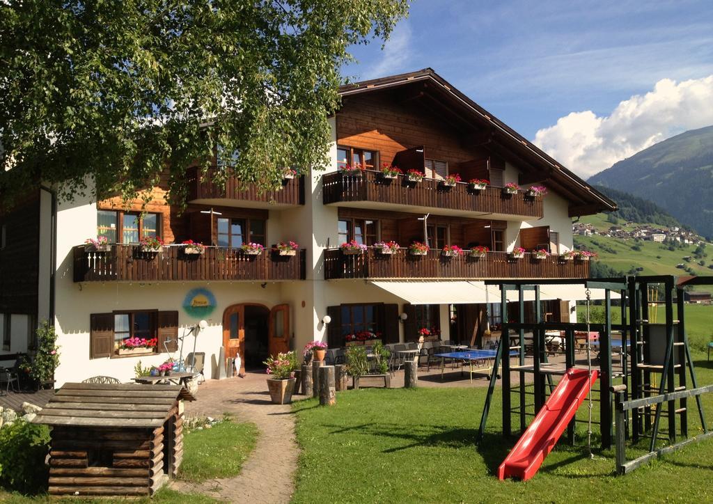 Familien Und Wanderhotel Clarezia Breíl エクステリア 写真